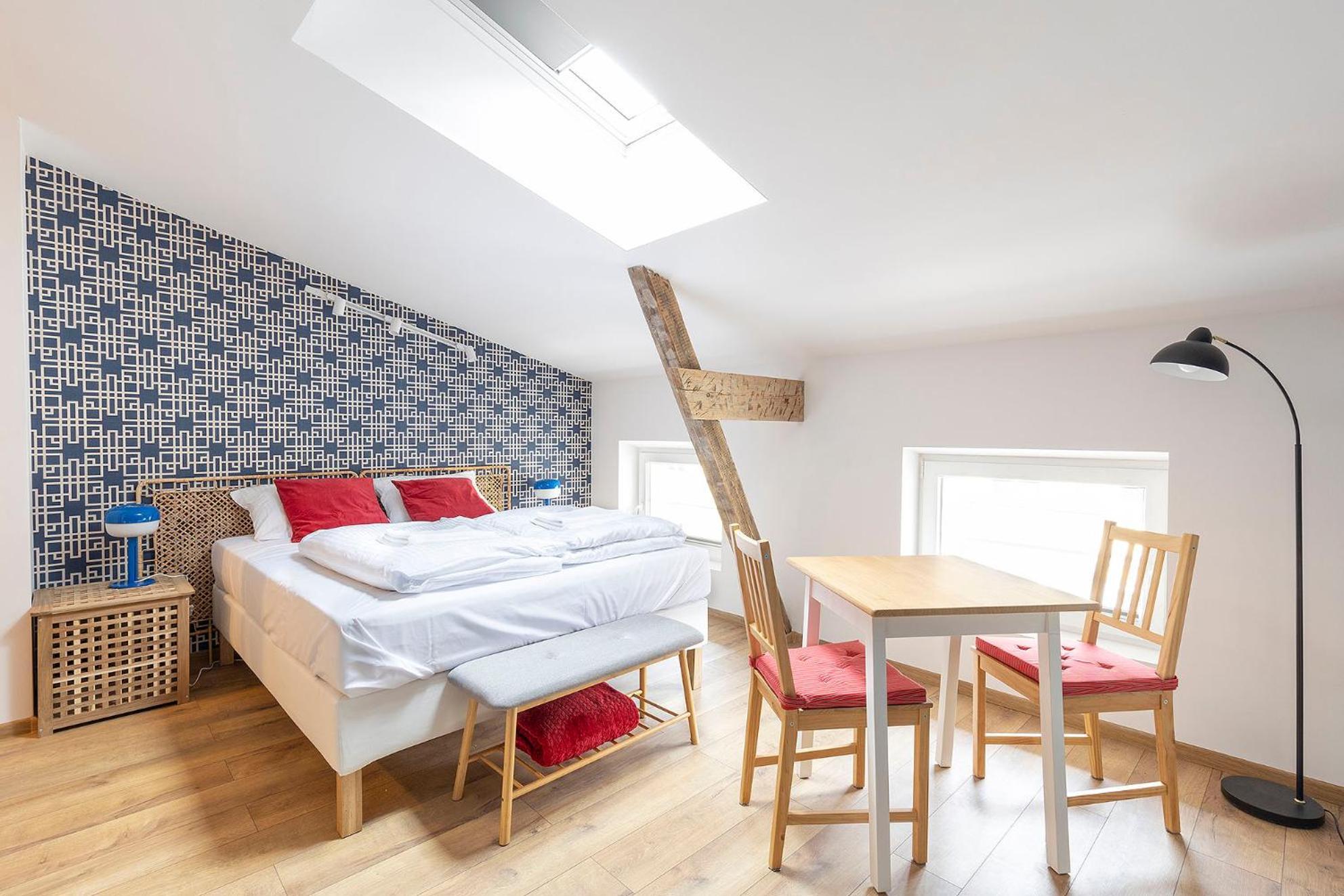 Adm Apartment *